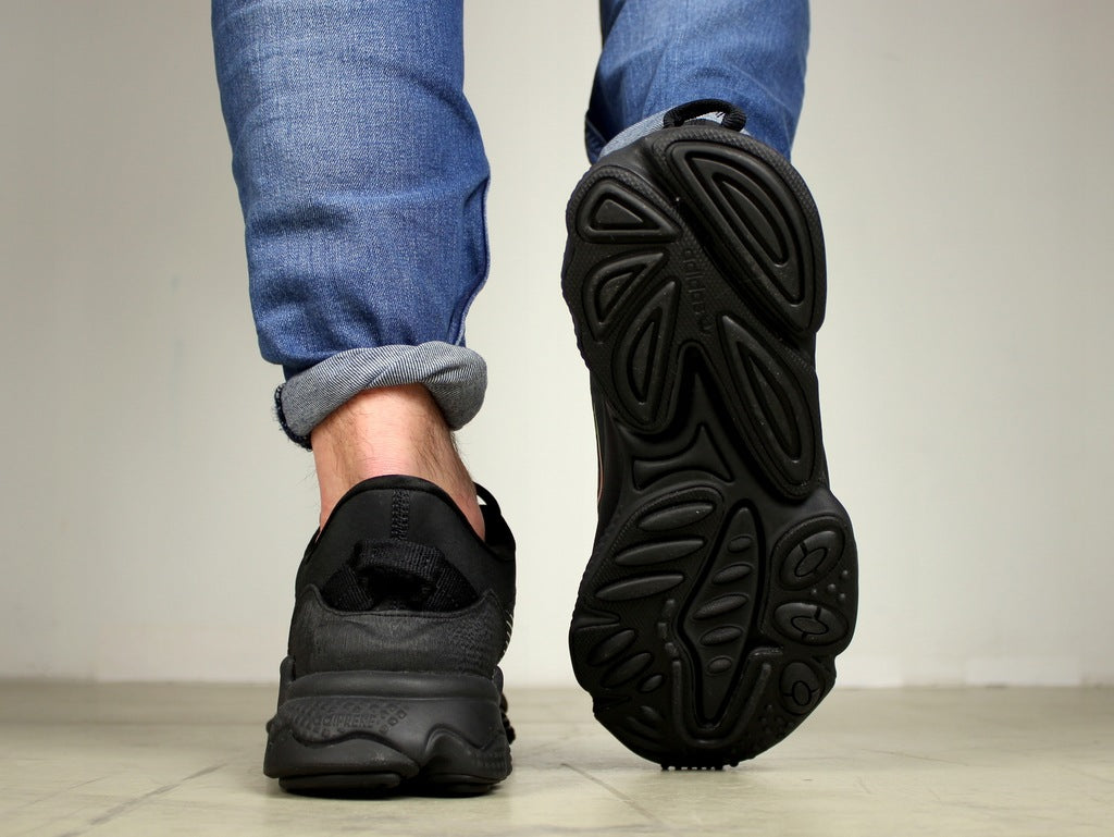 ADIDAS ORIGINALS OZWEEGO