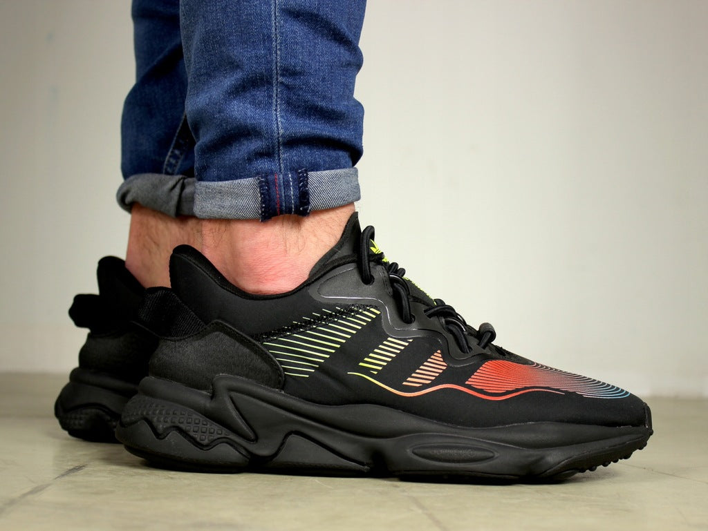 ADIDAS ORIGINALS OZWEEGO