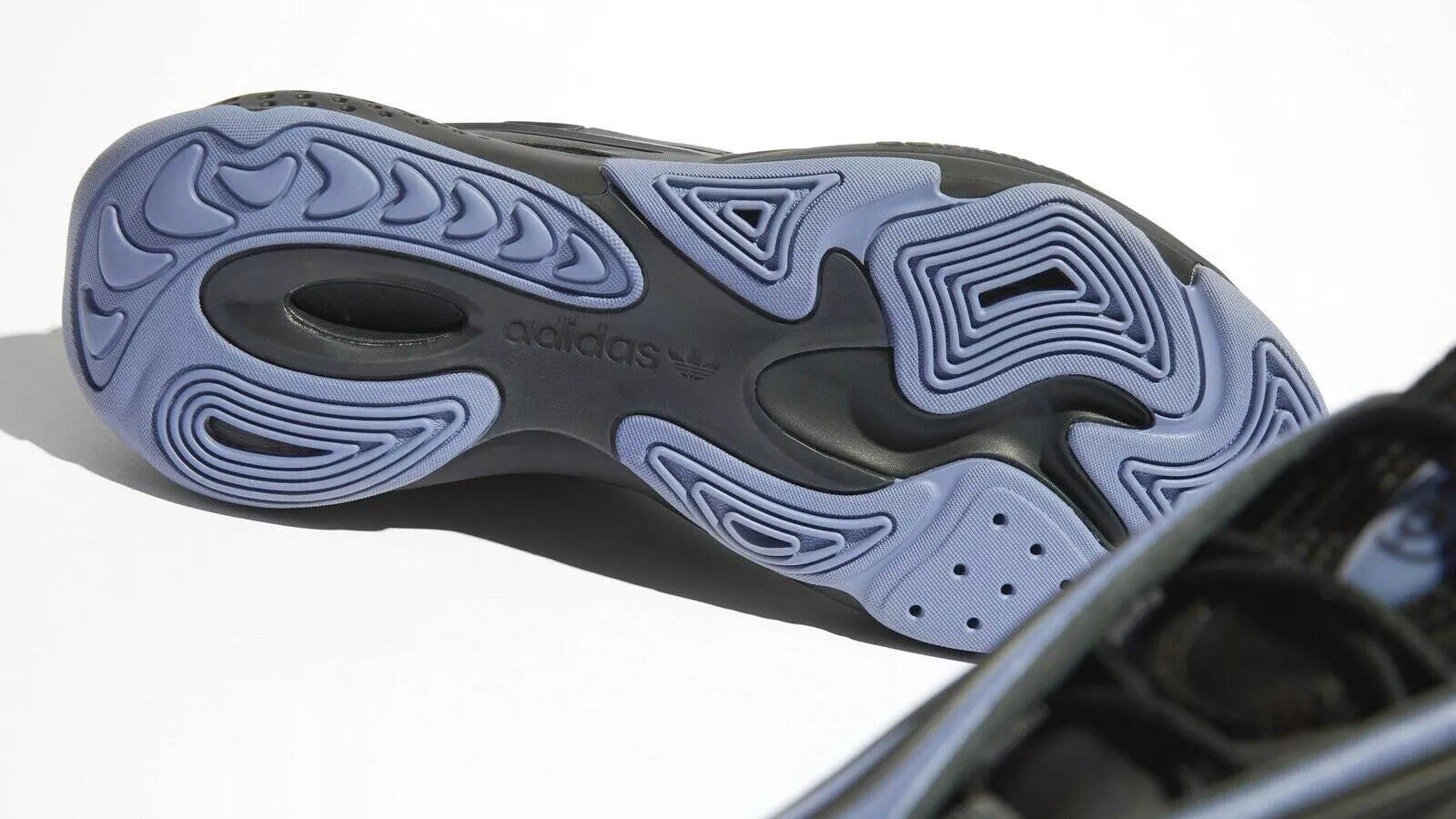 adidas Ozrah noir carbone